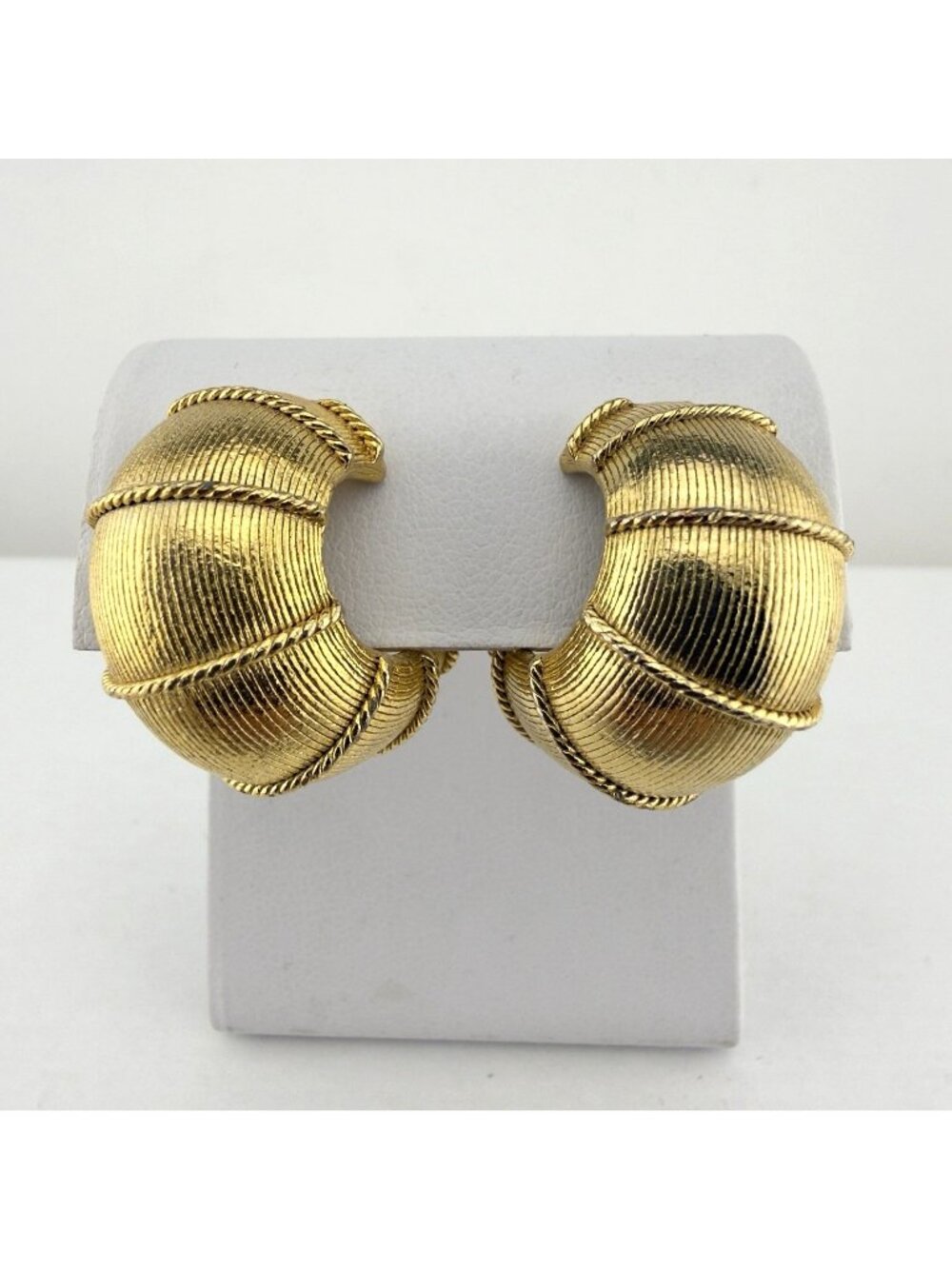 Vintage Vendome Earrings Chunky Ribbed Gold Tone Half Hoop Statement Screw Back